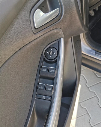 Ford Focus cena 25900 przebieg: 183000, rok produkcji 2011 z Radzyń Chełmiński małe 352